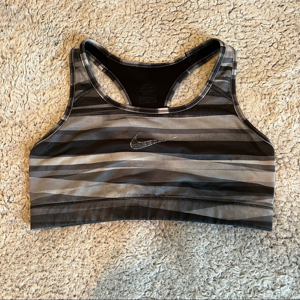 NIKE Dri-Fit Sports Bra